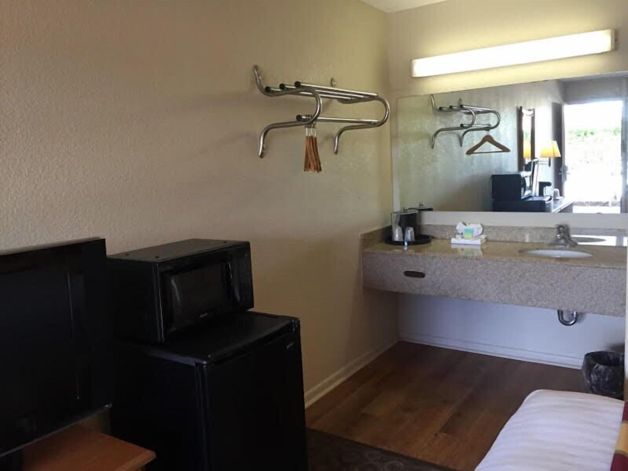 Budget Inn Sanford International Airport Εξωτερικό φωτογραφία